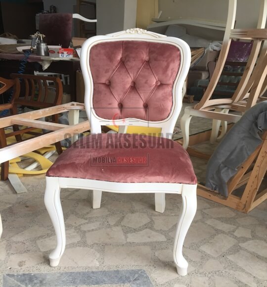 Pan Oymalı Sandalye